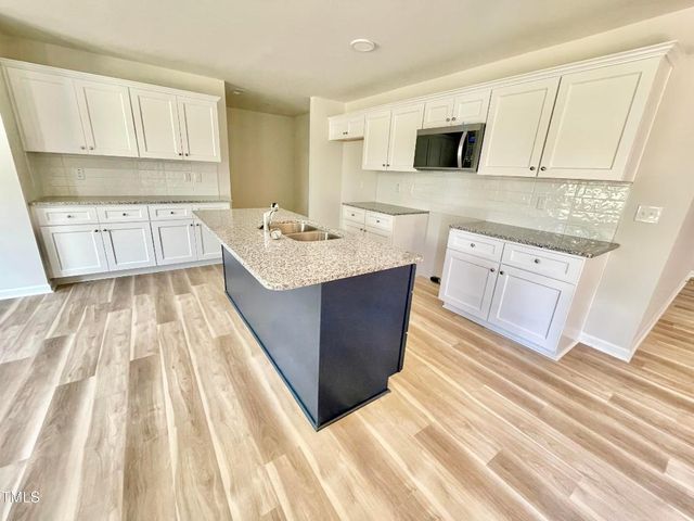 158 Sourgum Court, Zebulon, NC 27597