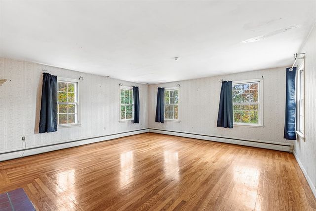 101 Cobble Hill Road, Lincoln, RI 02865