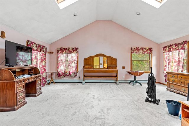 101 Cobble Hill Road, Lincoln, RI 02865