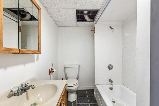 101 Cobble Hill Road, Lincoln, RI 02865