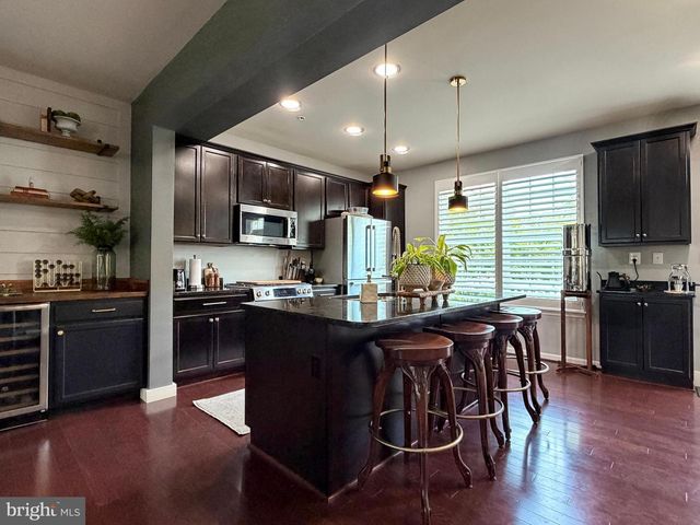 15 MUSTANG DR, La Plata, MD 20646