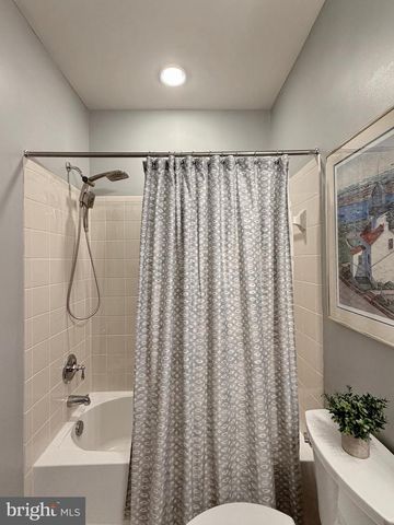 15 MUSTANG DR, La Plata, MD 20646