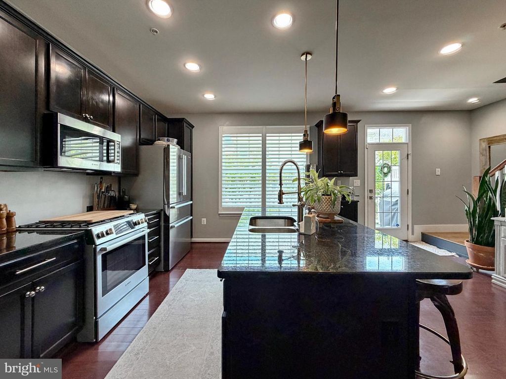 Image 22 of property listing at 15 MUSTANG DR, La Plata, MD 20646
