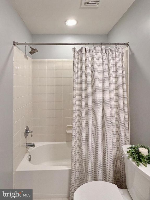 Image 73 of property listing at 15 MUSTANG DR, La Plata, MD 20646