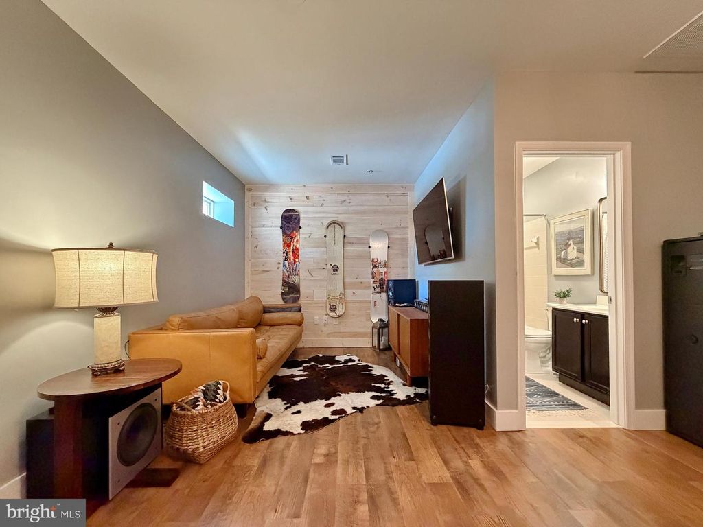 Image 80 of property listing at 15 MUSTANG DR, La Plata, MD 20646
