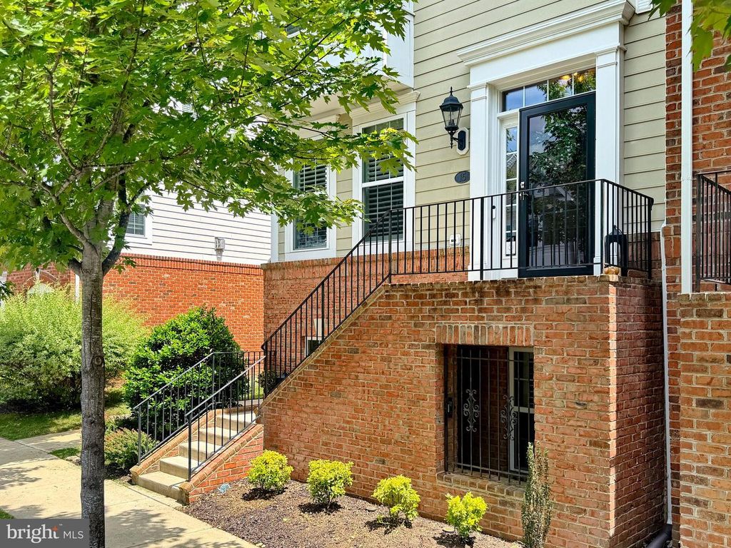 Image 87 of property listing at 15 MUSTANG DR, La Plata, MD 20646