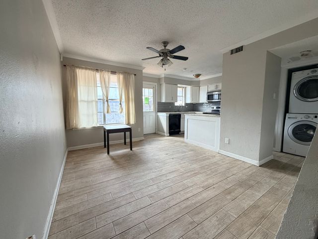 7145 Fair Oaks Avenue 36, Dallas, TX 75231