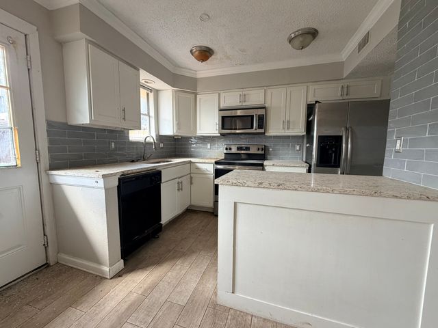 7145 Fair Oaks Avenue 36, Dallas, TX 75231