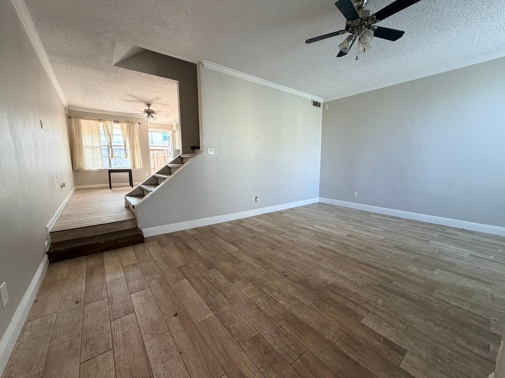 7145 Fair Oaks Avenue 36, Dallas, TX 75231