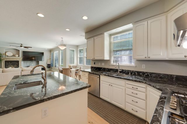 6151 Lockridge Dr, Granite Bay, CA 95746