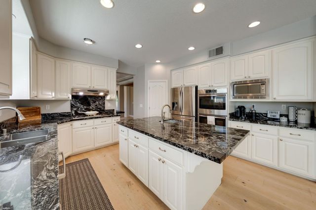 6151 Lockridge Dr, Granite Bay, CA 95746