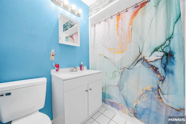 45 Royal Avenue 46, Hawthorne, NJ 07506