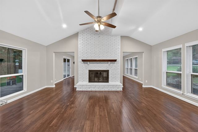 320 Tanglewood Lane, Highland Village, TX 75077