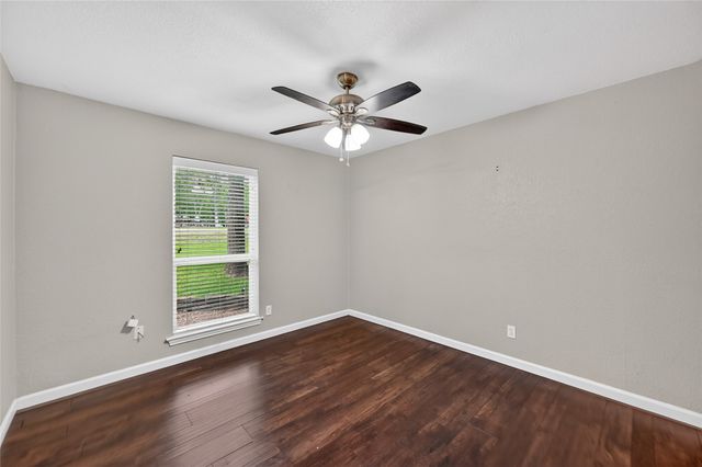 320 Tanglewood Lane, Highland Village, TX 75077