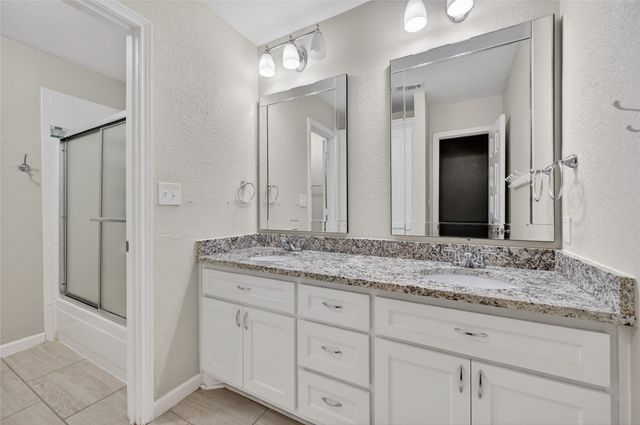 320 Tanglewood Lane, Highland Village, TX 75077