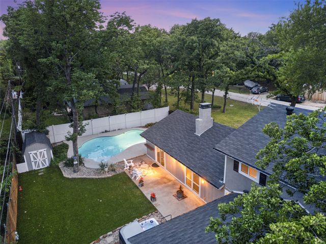 320 Tanglewood Lane, Highland Village, TX 75077