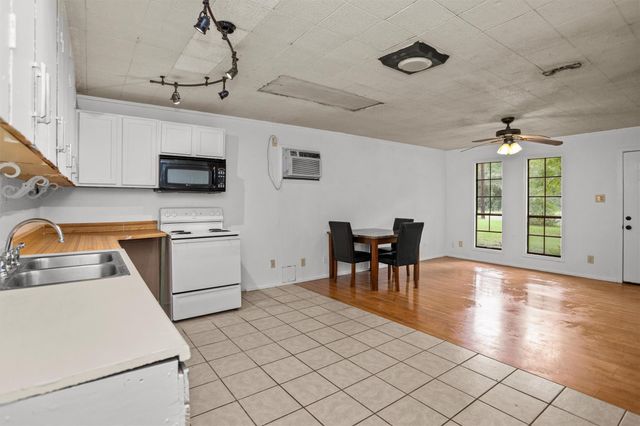 7966 E State Highway 103, Lufkin, TX 75901