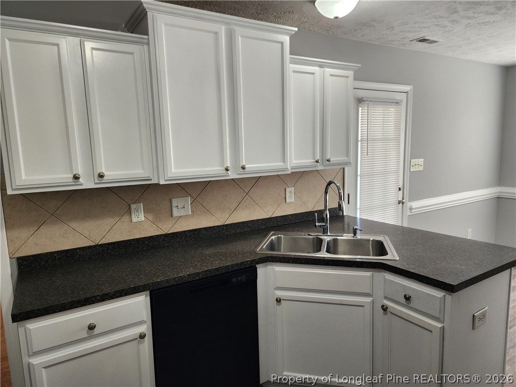136 Cross Creek Drive, Raeford, NC 28376 — photo 5