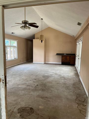 1501 Viking Drive, South Bend, IN 46628