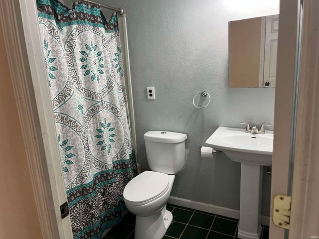 1501 Viking Drive, South Bend, IN 46628