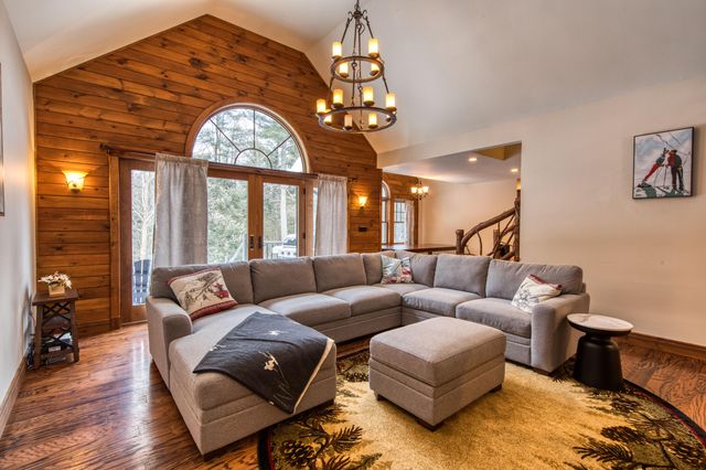 47 Danielle Road, Jay, NY 12941