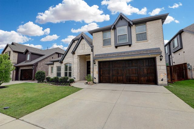 11509 Falcon Trace Drive, Fort Worth, TX 76244