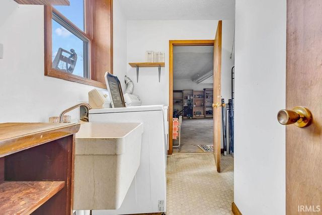 2112 E Arden Drive, Bloomington, IN 47401