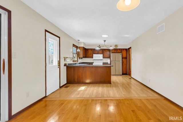 2112 E Arden Drive, Bloomington, IN 47401