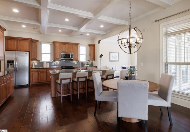 606 W Winding Slope Drive, Piedmont, SC 29673