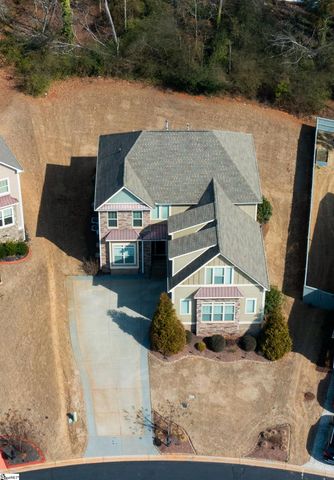 606 W Winding Slope Drive, Piedmont, SC 29673