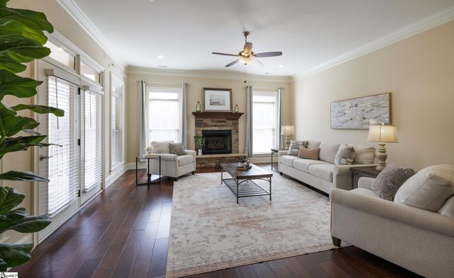 606 W Winding Slope Drive, Piedmont, SC 29673