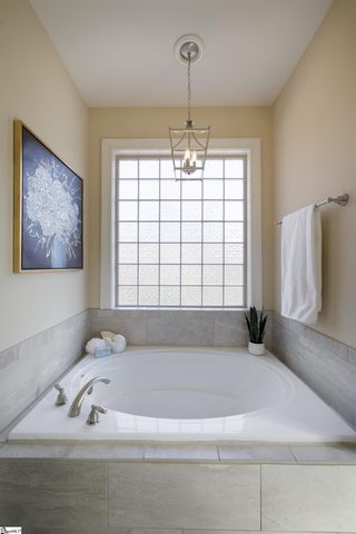 606 W Winding Slope Drive, Piedmont, SC 29673