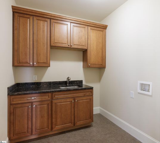 606 W Winding Slope Drive, Piedmont, SC 29673