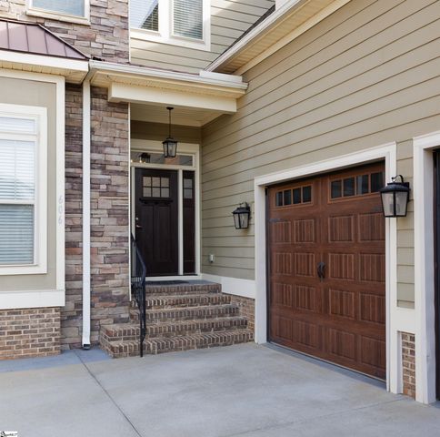 606 W Winding Slope Drive, Piedmont, SC 29673