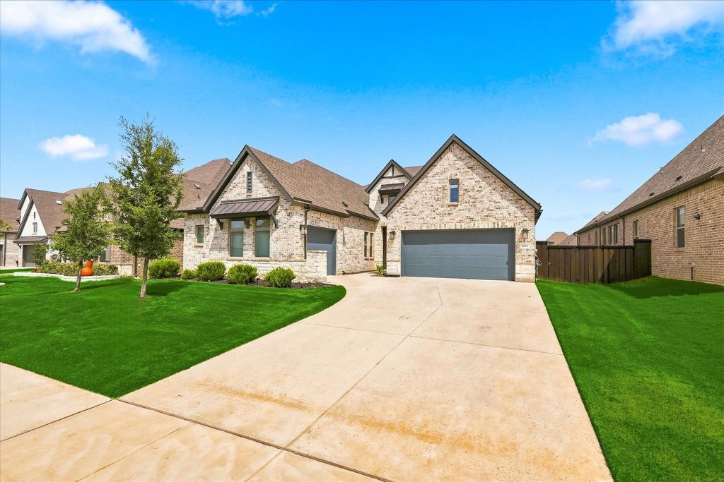 2816 Garrett Drive, Highland Village, TX 75077 — photo 2