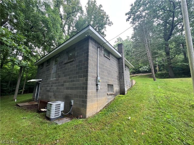 73310 Hazelwood Hills Road, Piedmont, OH 43983