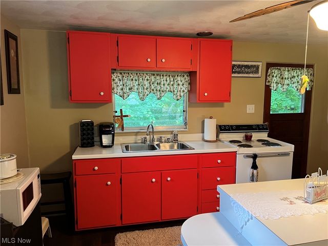 73310 Hazelwood Hills Road, Piedmont, OH 43983