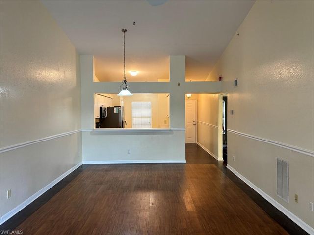 3245 Cypress Glen WAY 521, Naples, FL 34109