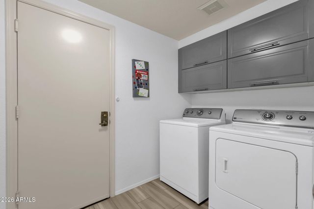 9705 E MOUNTAIN VIEW Road 1040, Scottsdale, AZ 85258