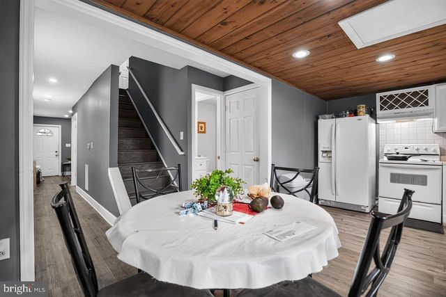 1024 MOUNT HOLLY RD, Edgewater Park, NJ 08010