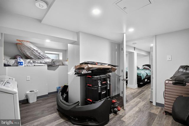 1024 MOUNT HOLLY RD, Edgewater Park, NJ 08010