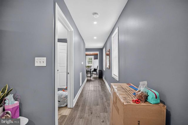 1024 MOUNT HOLLY RD, Edgewater Park, NJ 08010