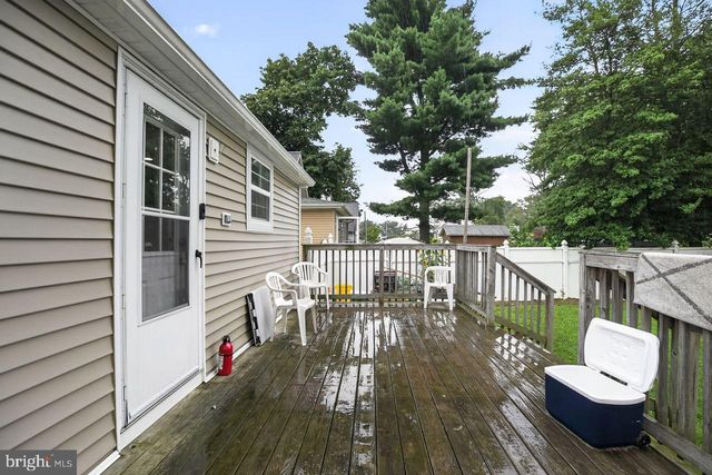 1024 MOUNT HOLLY RD, Edgewater Park, NJ 08010