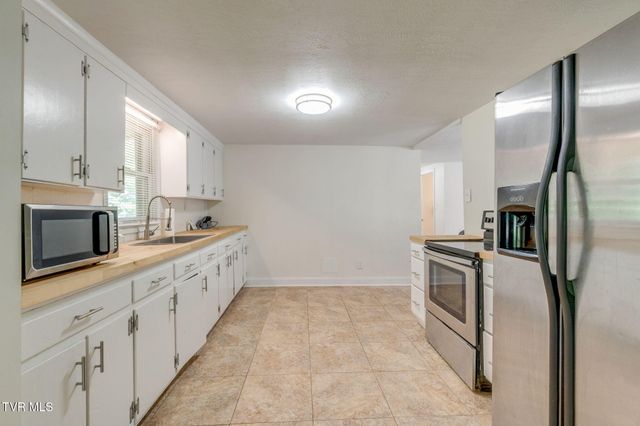 610 Reno Street, Rogersville, TN 37857