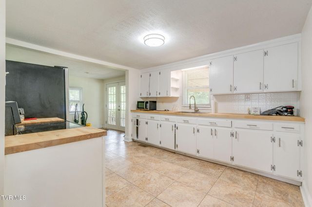 610 Reno Street, Rogersville, TN 37857