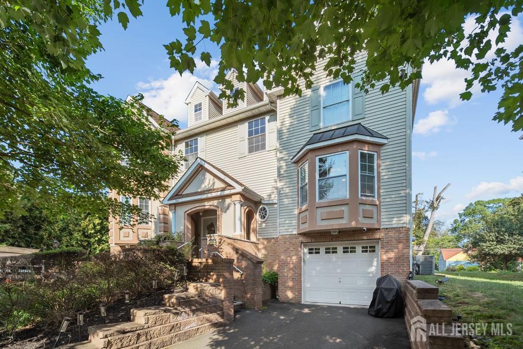 717 W 7th Street, Plainfield, NJ 07060