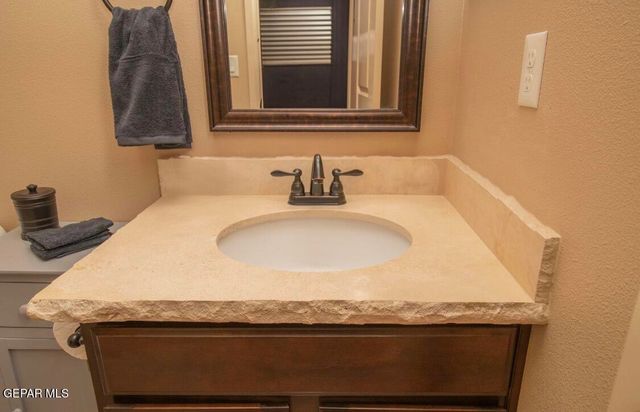 14553 MEADOW LAWN, El Paso, TX 79938