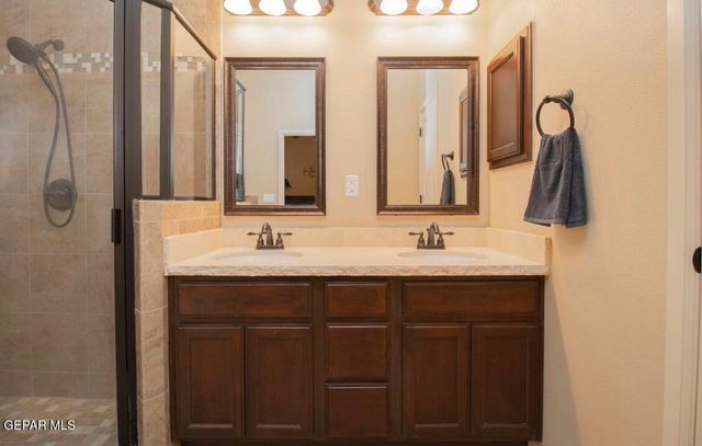 14553 MEADOW LAWN, El Paso, TX 79938
