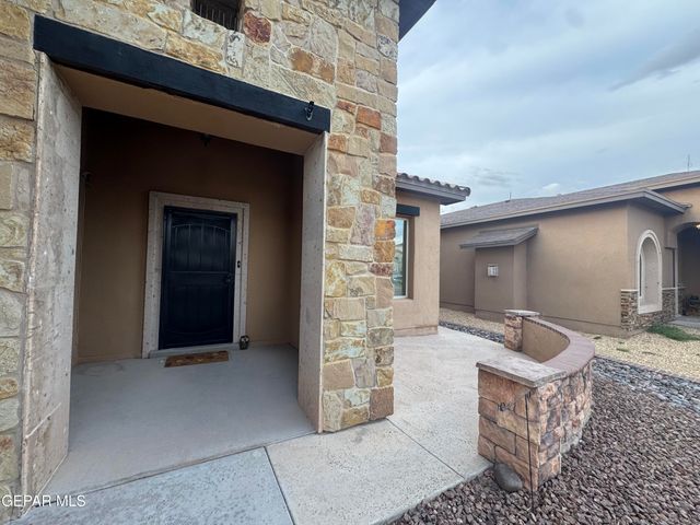 14553 MEADOW LAWN, El Paso, TX 79938