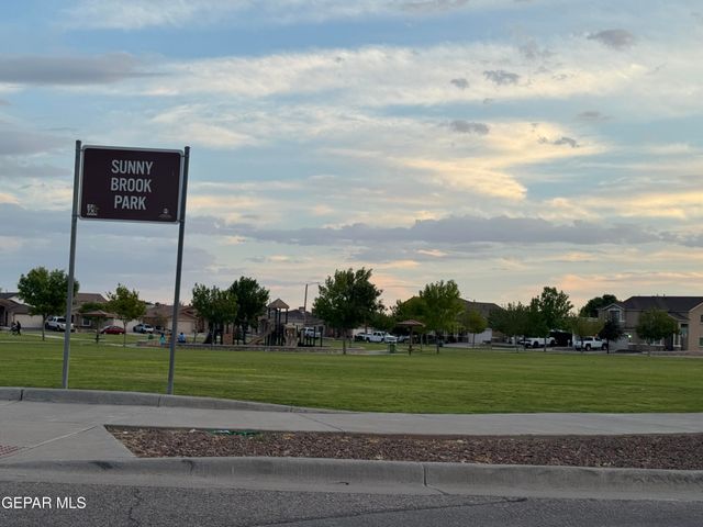 14553 MEADOW LAWN, El Paso, TX 79938